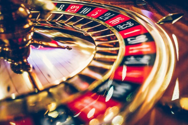 Slot games including Aviator and Sweet Bonanza on sekolahtoto login
